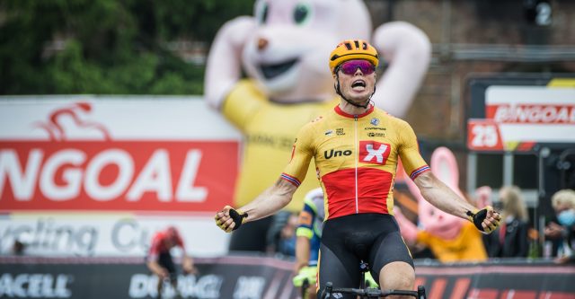Rasmus Tiller winnaar van spannende Duracell Dwars door het Hageland - Bingoal Cyling Cup